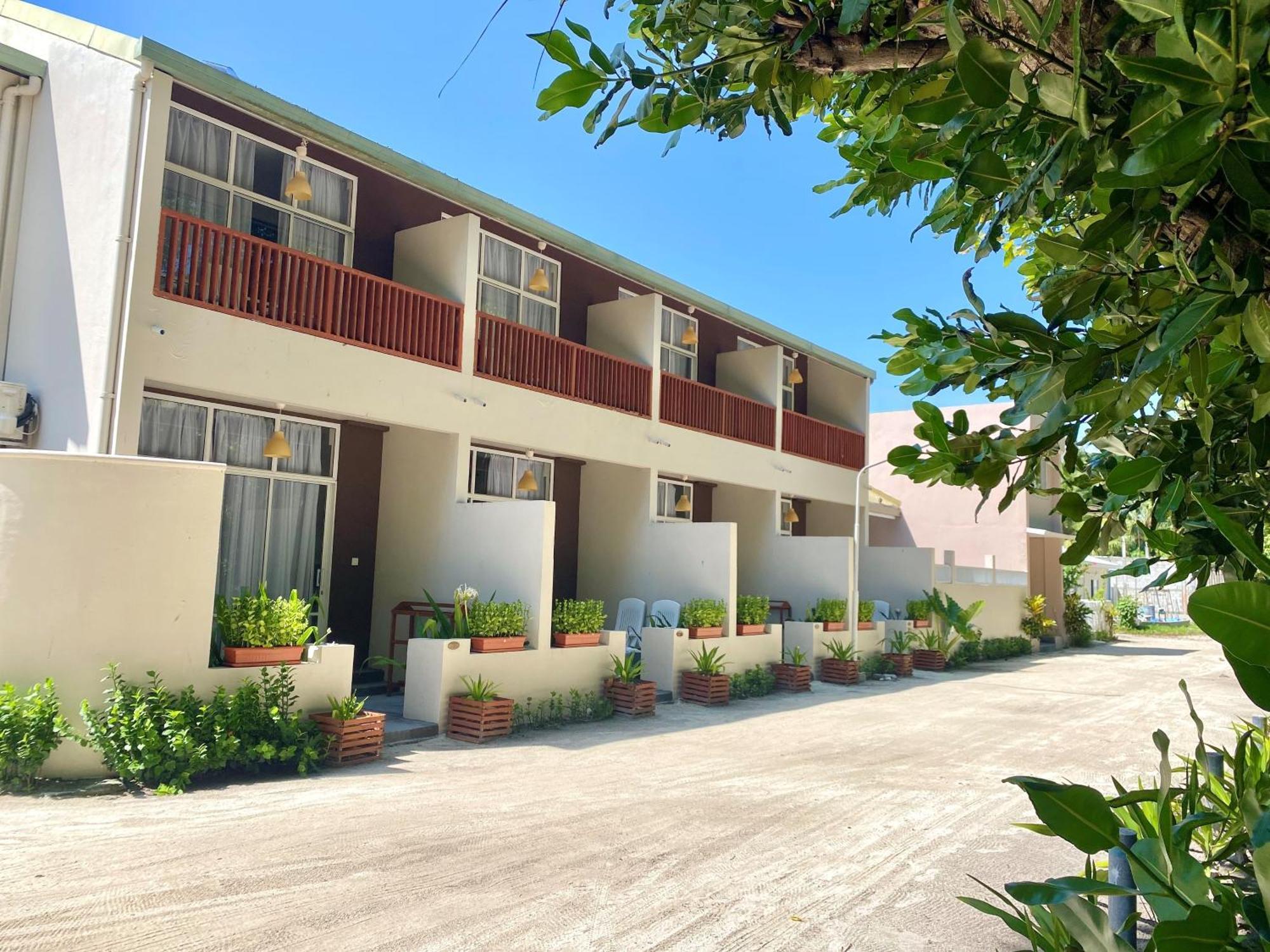 Отель Tme Retreats Dhigurah Дигура Экстерьер фото