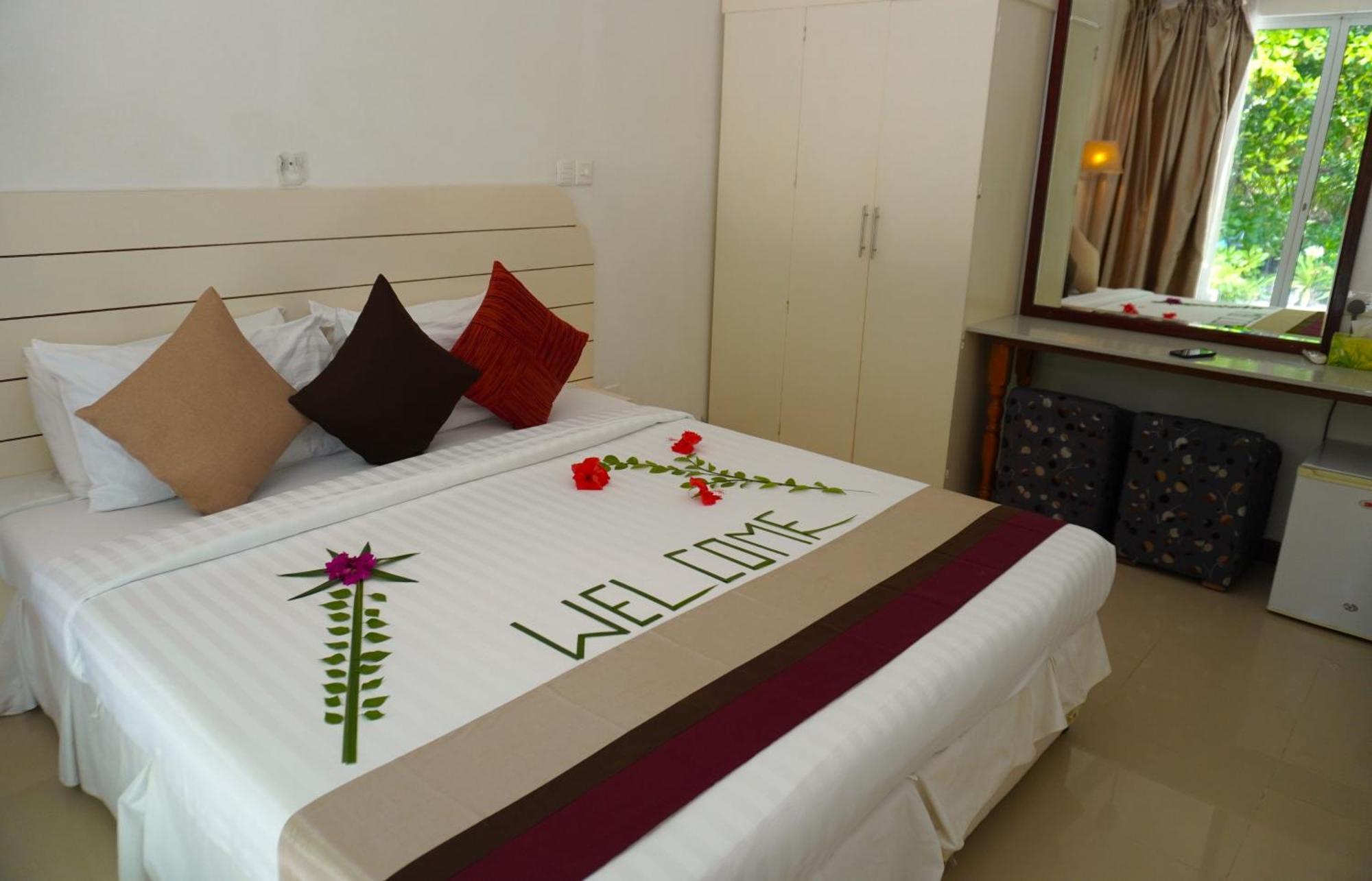 Отель Tme Retreats Dhigurah Дигура Экстерьер фото
