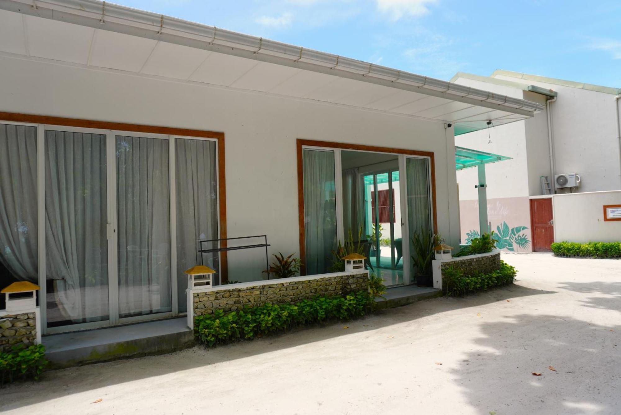 Отель Tme Retreats Dhigurah Дигура Экстерьер фото