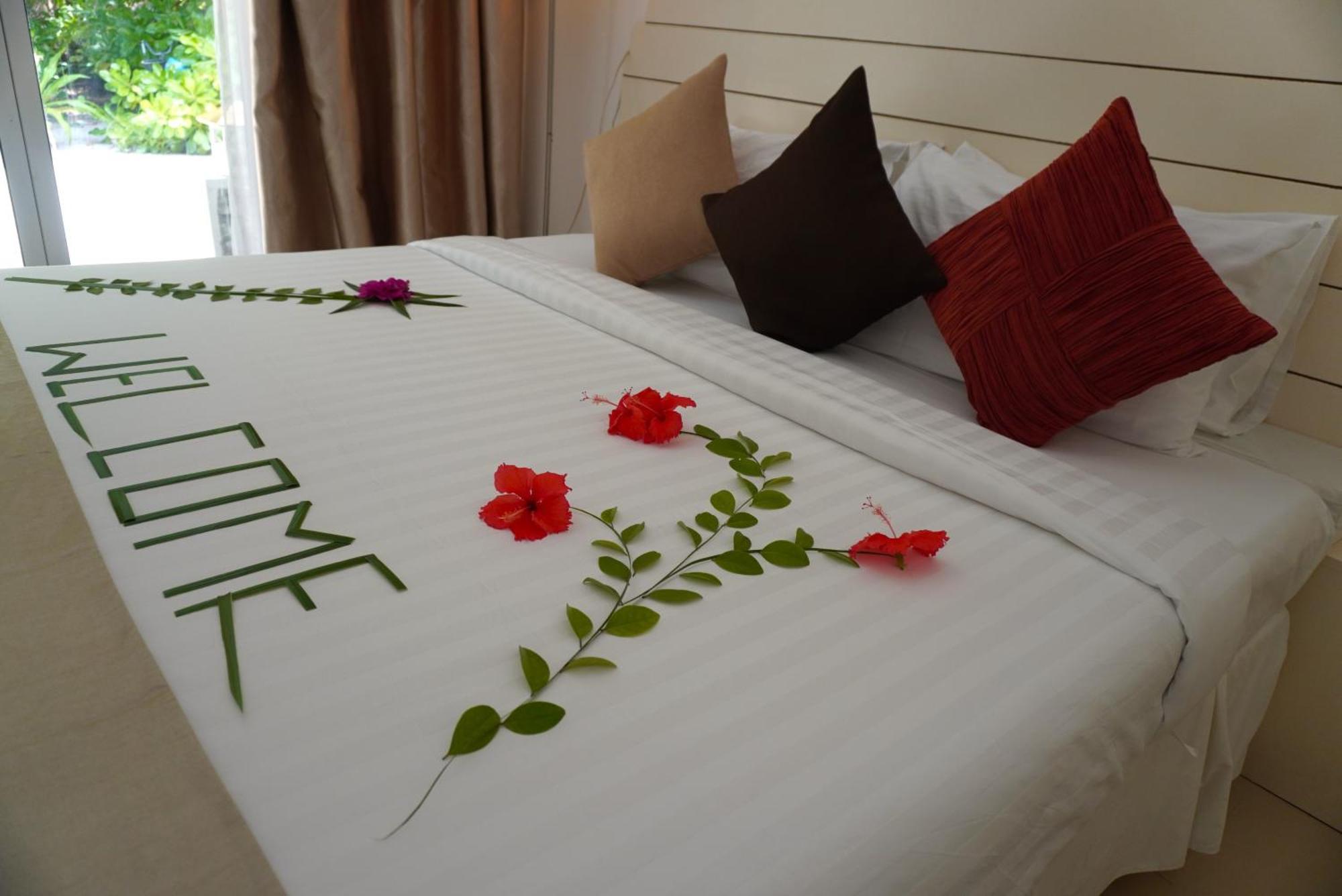 Отель Tme Retreats Dhigurah Дигура Экстерьер фото